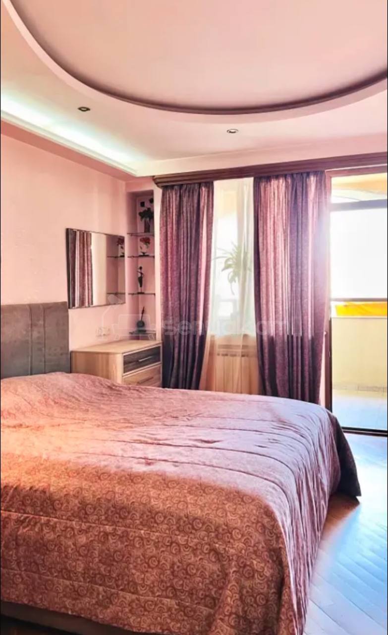 3 Սենյականոց Բնակարան, 100քմ, 12/16 հարկ, Կապիտալ Վերանորոգված, Կահավորված, Արևկող