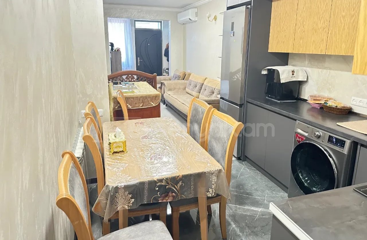 2 Սենյականոց Բնակարան Քարե Շենքում, 45քմ, 1/1 հարկ, Կապիտալ Վերանորոգված, Կահավորված
