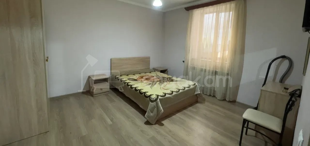 2 Սենյականոց Բնակարան Քարե Շենքում, 56քմ, 1/1 հարկ, Կապիտալ Վերանորոգված, Կահավորված