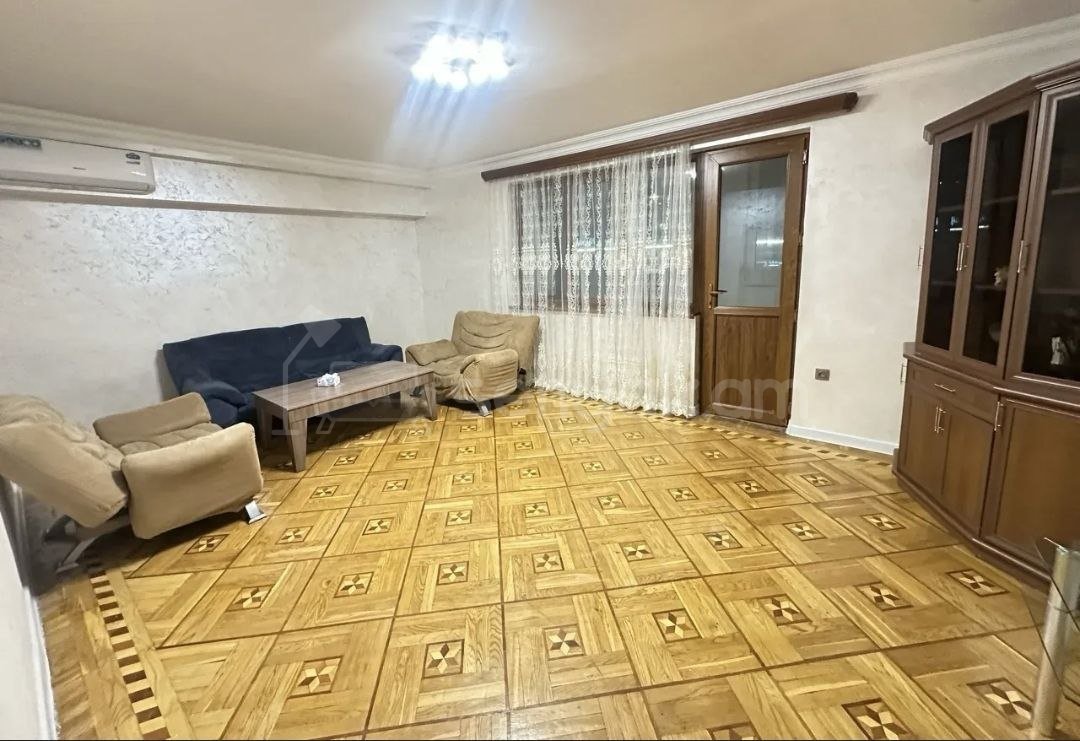3 Սենյականոց Բնակարան, 70քմ, 3/12 հարկ, Կապիտալ Վերանորոգված, Կահավորված, Արևկող