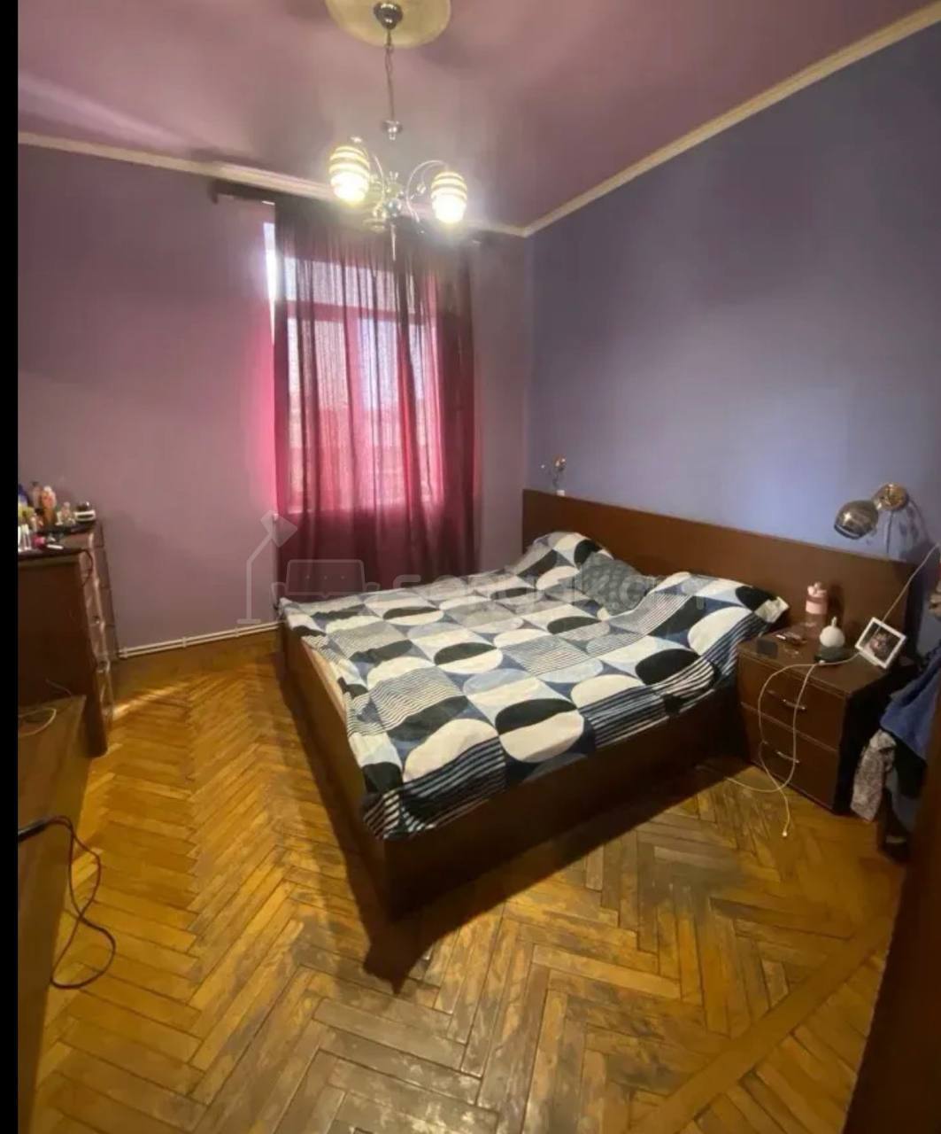 2 Սենյականոց Բնակարան Քարե Շենքում, 62քմ, 5/5 հարկ, Նորմալ Վիճակում