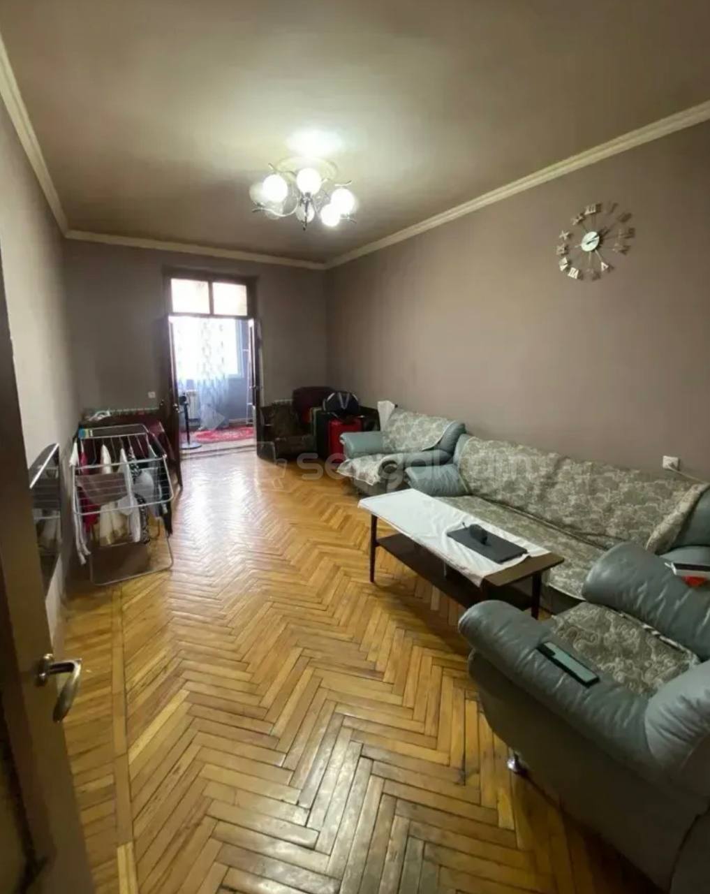 2 Սենյականոց Բնակարան Քարե Շենքում, 62քմ, 5/5 հարկ, Նորմալ Վիճակում