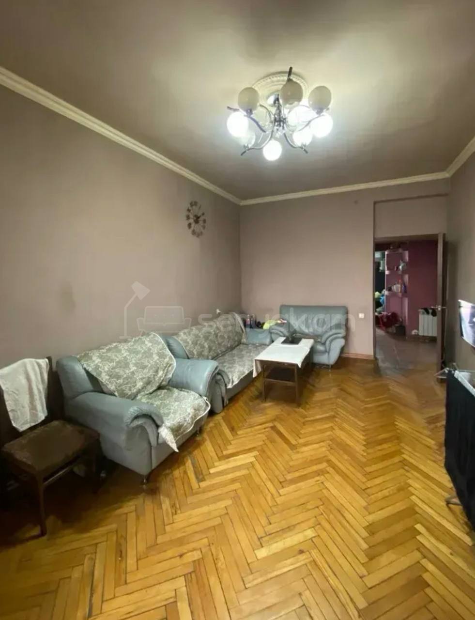 2 Սենյականոց Բնակարան Քարե Շենքում, 62քմ, 5/5 հարկ, Նորմալ Վիճակում