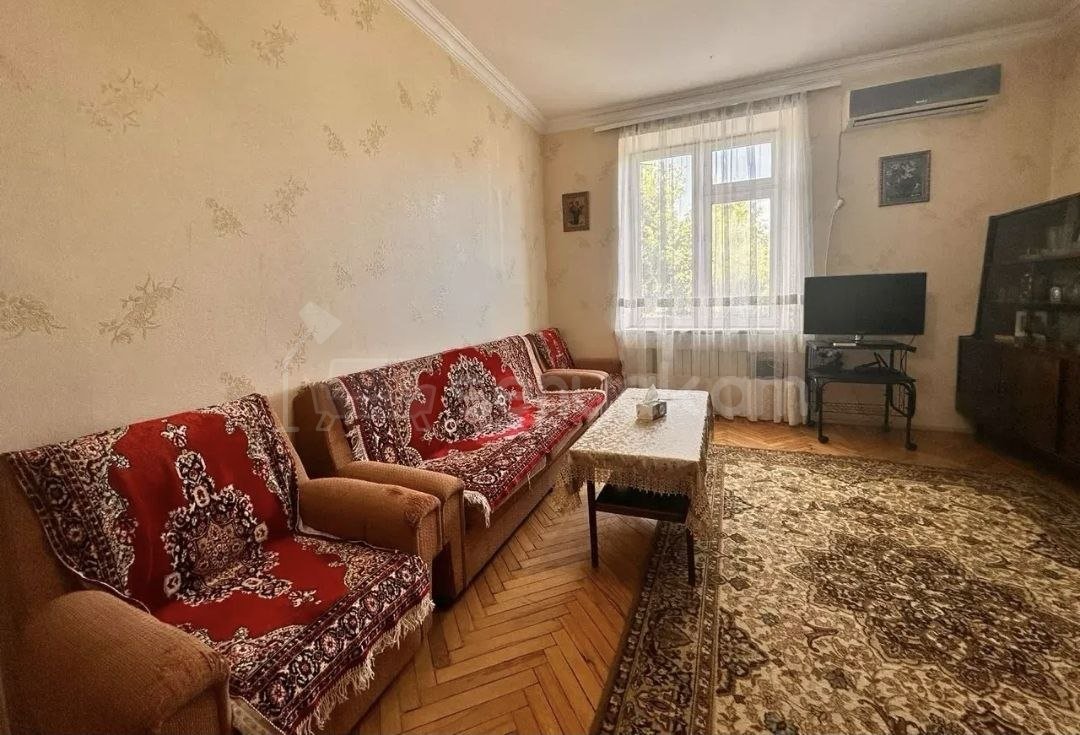 2 Սենյականոց Բնակարան Քարե Շենքում, 48քմ, 3/5 հարկ, Նորմալ Վիճակում, Կահավորված, Արևկող