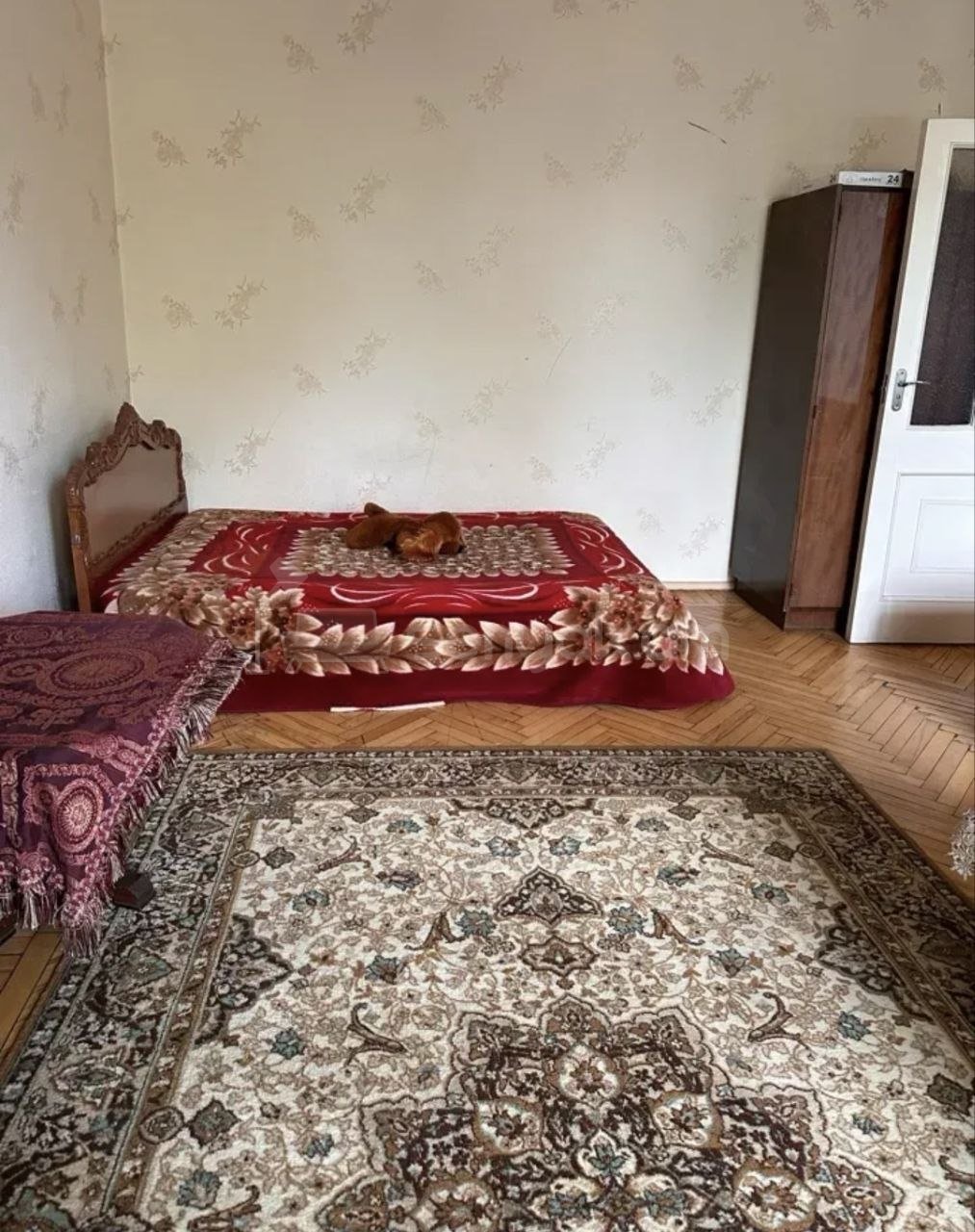 2 Սենյականոց Բնակարան Քարե Շենքում, 48քմ, 3/5 հարկ, Նորմալ Վիճակում, Կահավորված, Արևկող