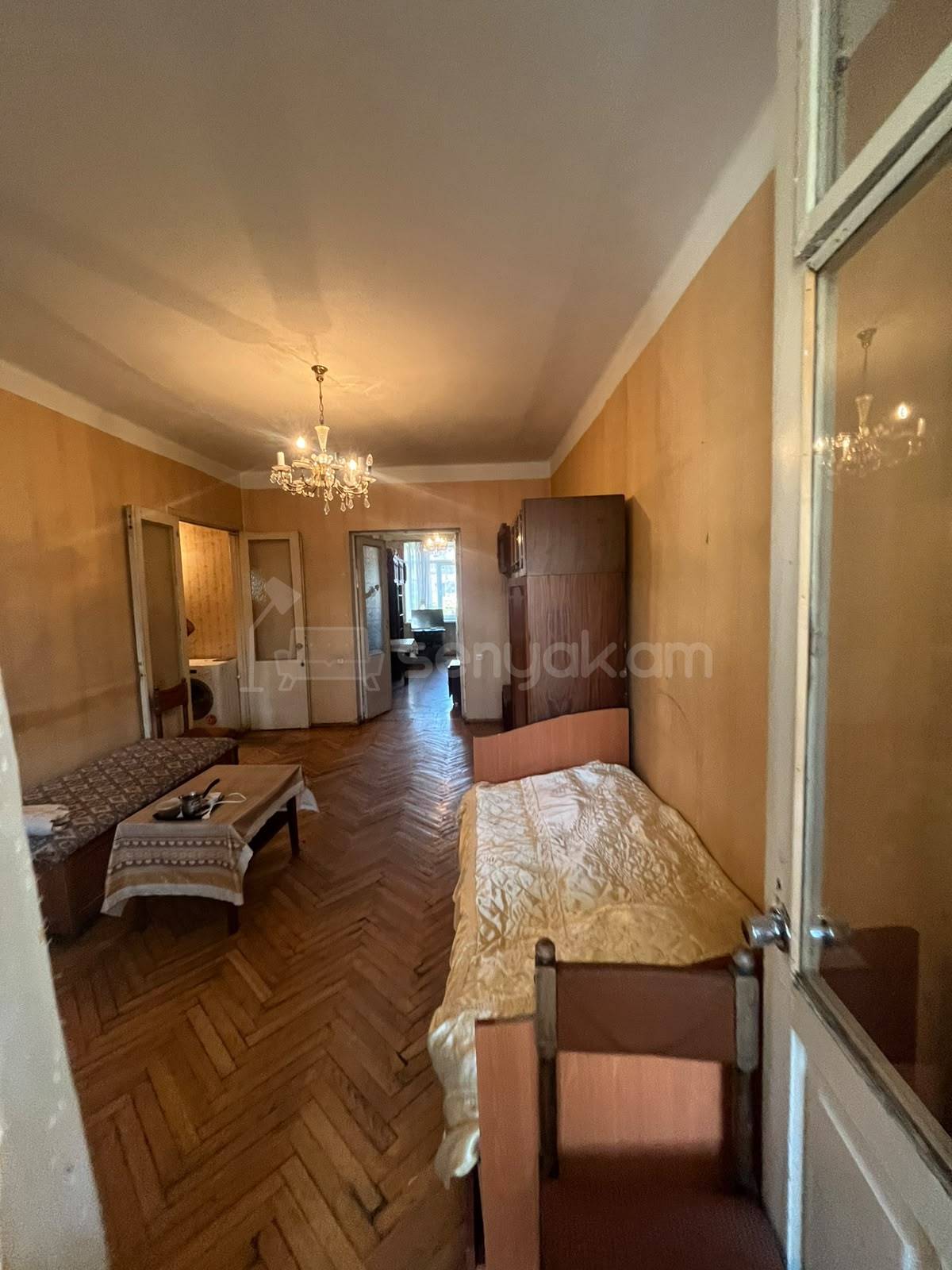 2 Սենյականոց Բնակարան Քարե Շենքում, 67քմ, 4/5 հարկ, Պետական Վիճակում