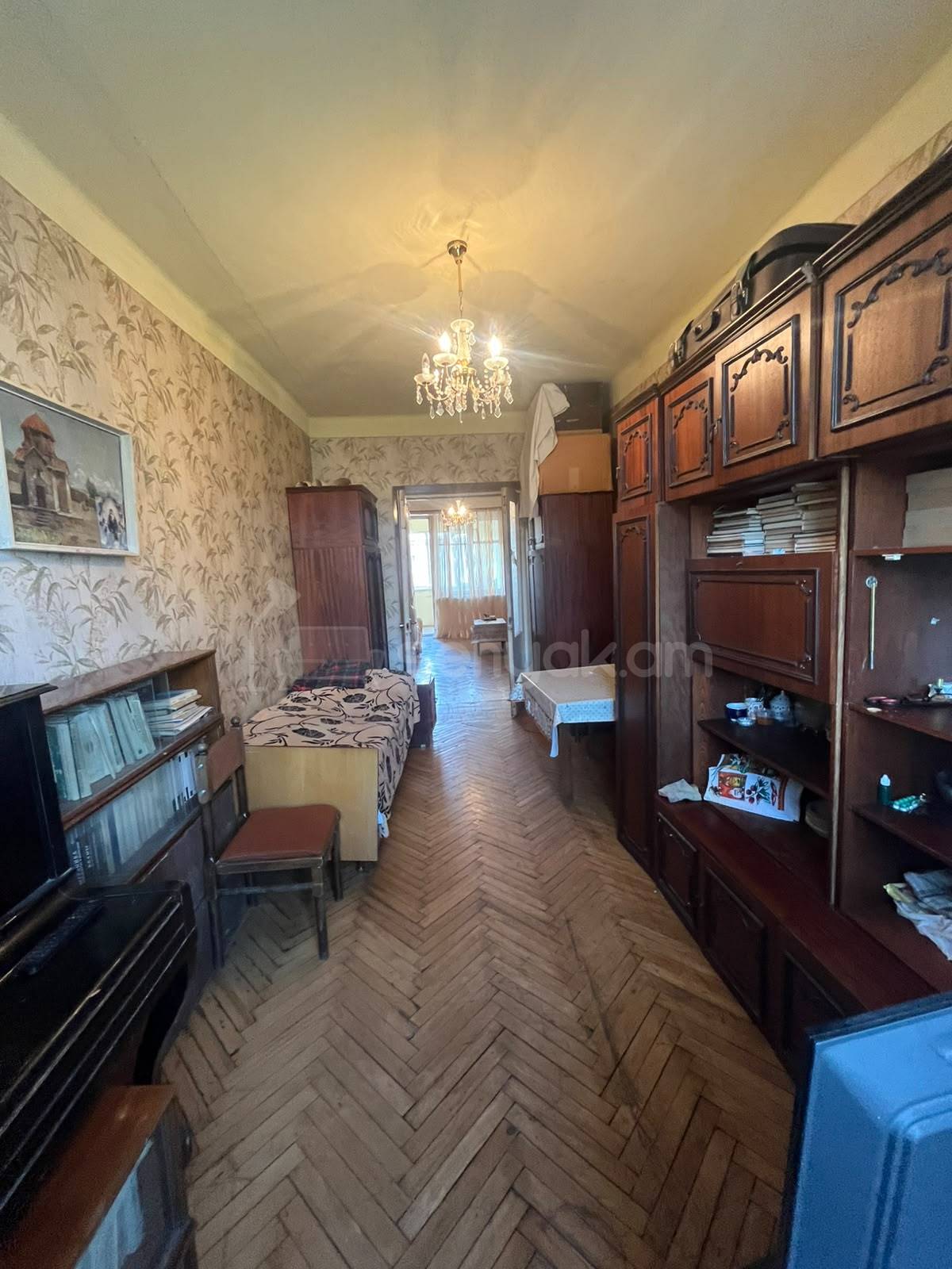2 Սենյականոց Բնակարան Քարե Շենքում, 67քմ, 4/5 հարկ, Պետական Վիճակում