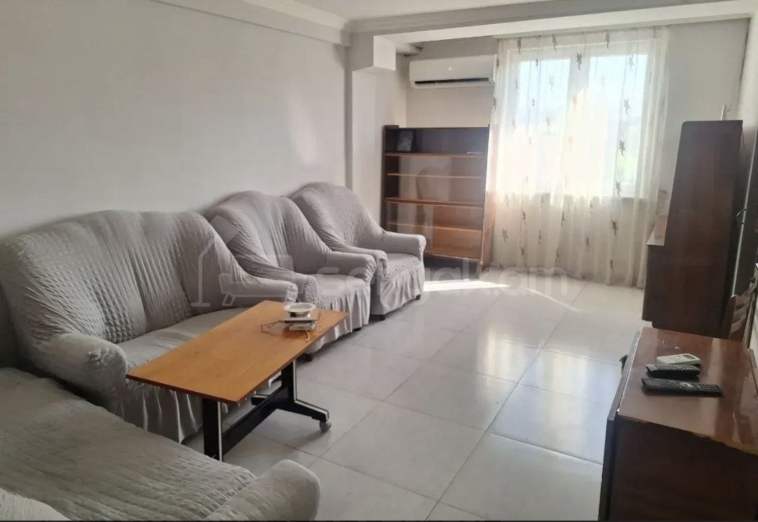 3 Սենյականոց Բնակարան Քարե Շենքում, 42քմ, 5/6 հարկ, Կապիտալ Վերանորոգված