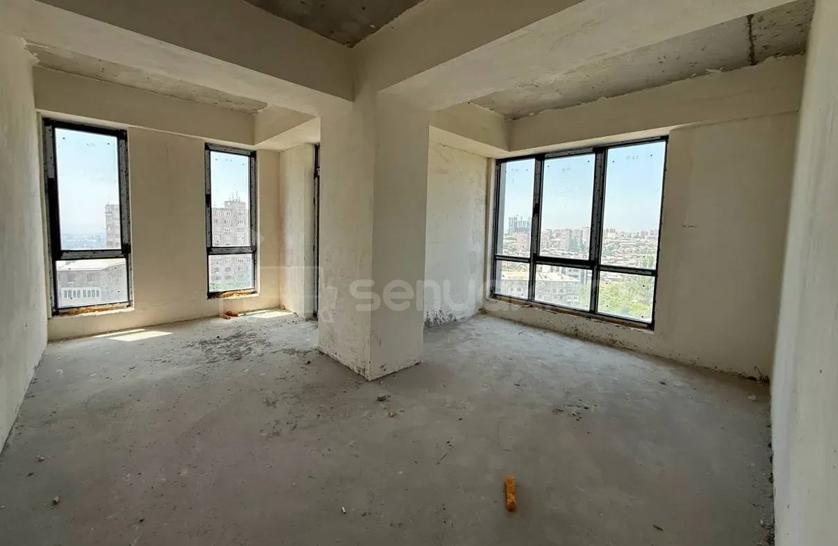 4 Սենյականոց Բնակարան, 82քմ, 8/19 հարկ, Զրոյական Վիճակում