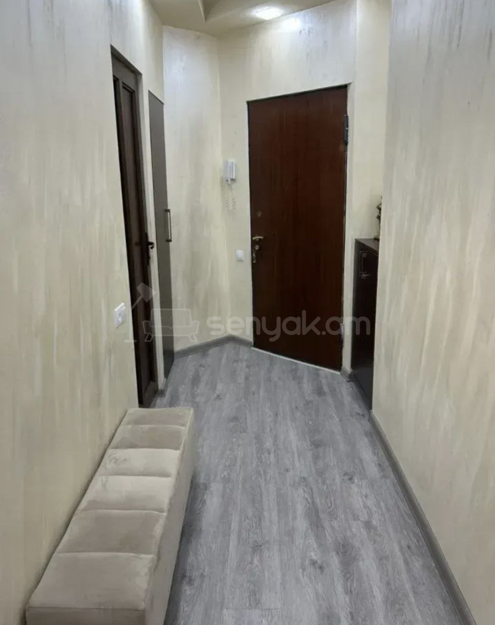 2 Սենյականոց Բնակարան, 60քմ, 3/12 հարկ, Կապիտալ Վերանորոգված, Կահավորված, Արևկող