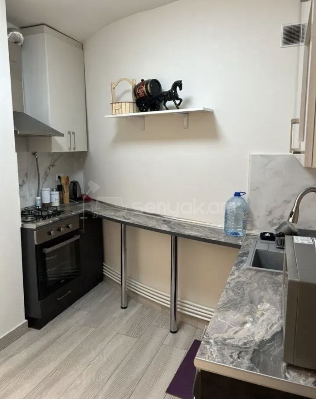 2 Սենյականոց Բնակարան, 60քմ, 3/12 հարկ, Կապիտալ Վերանորոգված, Կահավորված, Արևկող