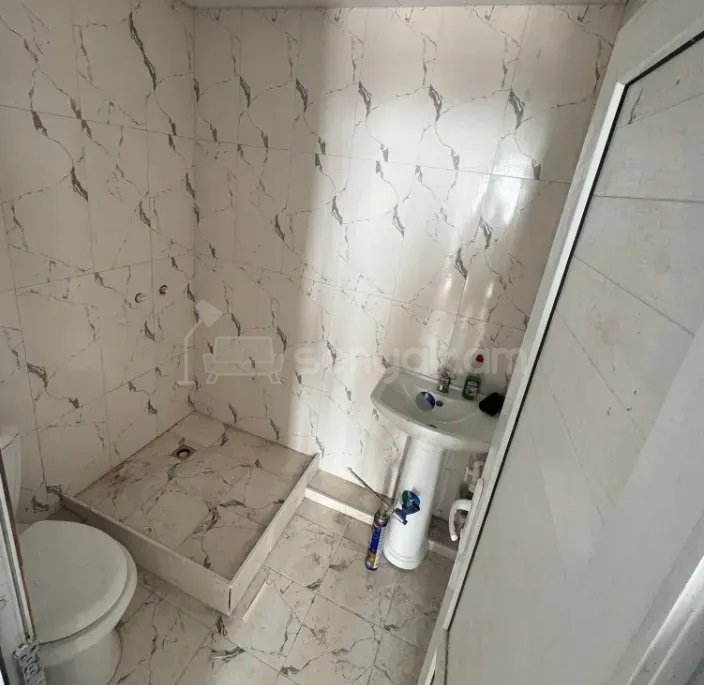 2 Սենյականոց Բնակարան, 35քմ, 7/9 հարկ, Կապիտալ Վերանորոգված