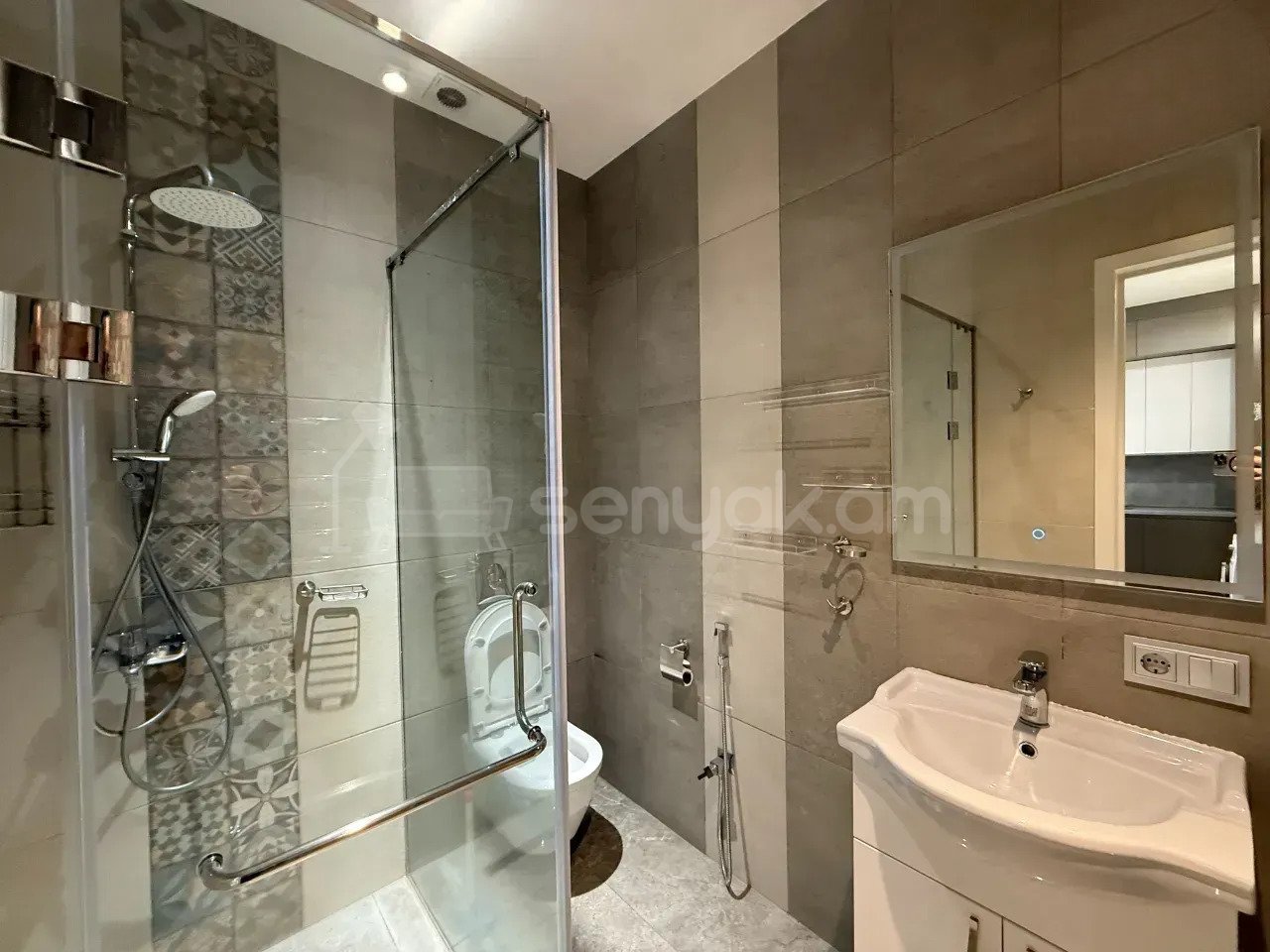 3 Սենյականոց Բնակարան, 65քմ, 11/14 հարկ, Կապիտալ Վերանորոգված