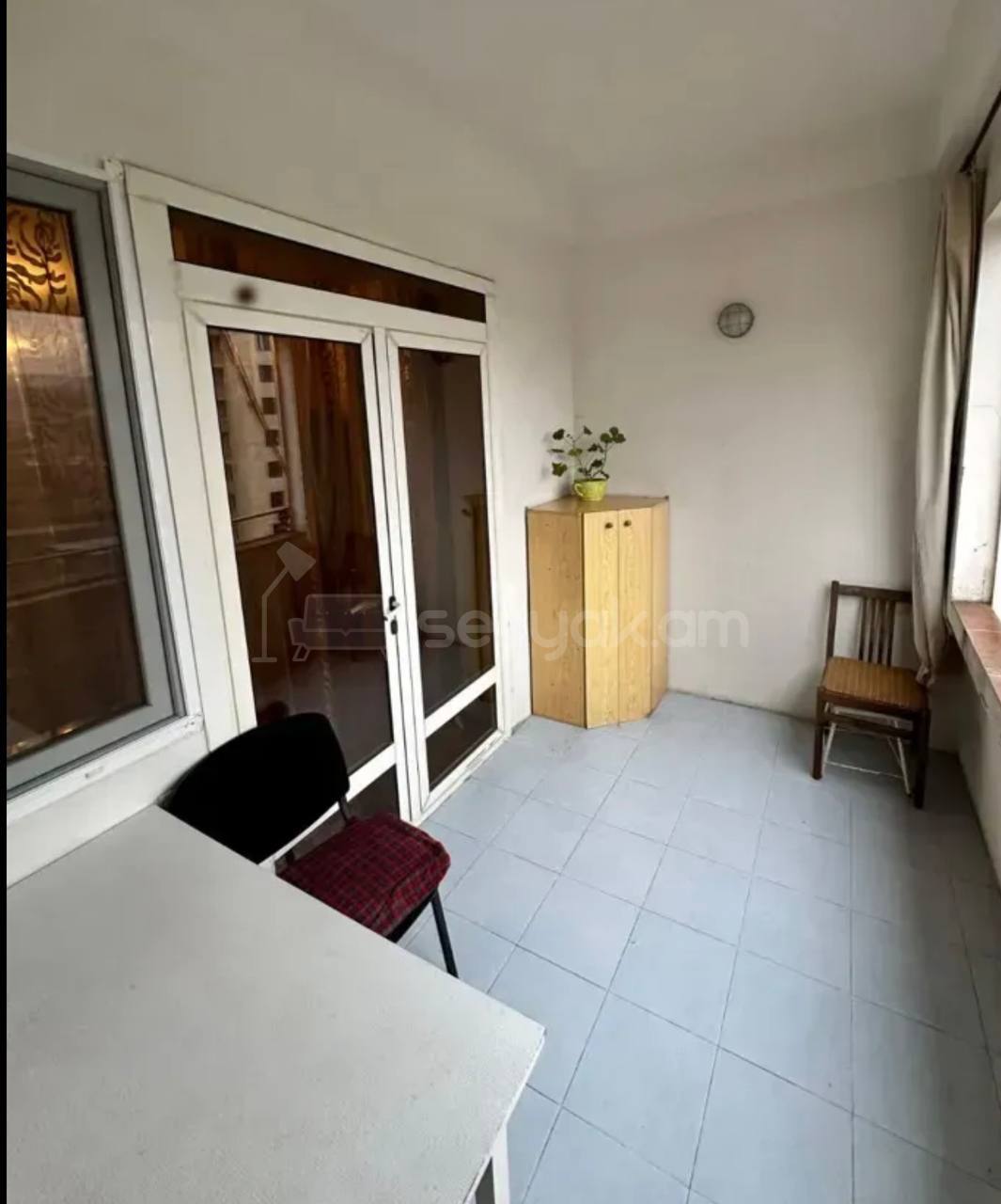 3 Սենյականոց Բնակարան, 80քմ, 5/9 հարկ, Կապիտալ Վերանորոգված, Կահավորված, Արևկող