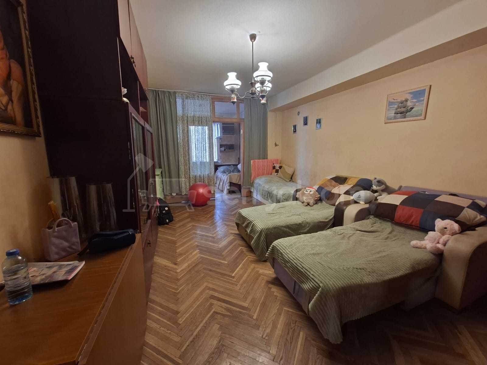 3 Սենյականոց Բնակարան, 64քմ, 4/9 հարկ, Պետական Վիճակում