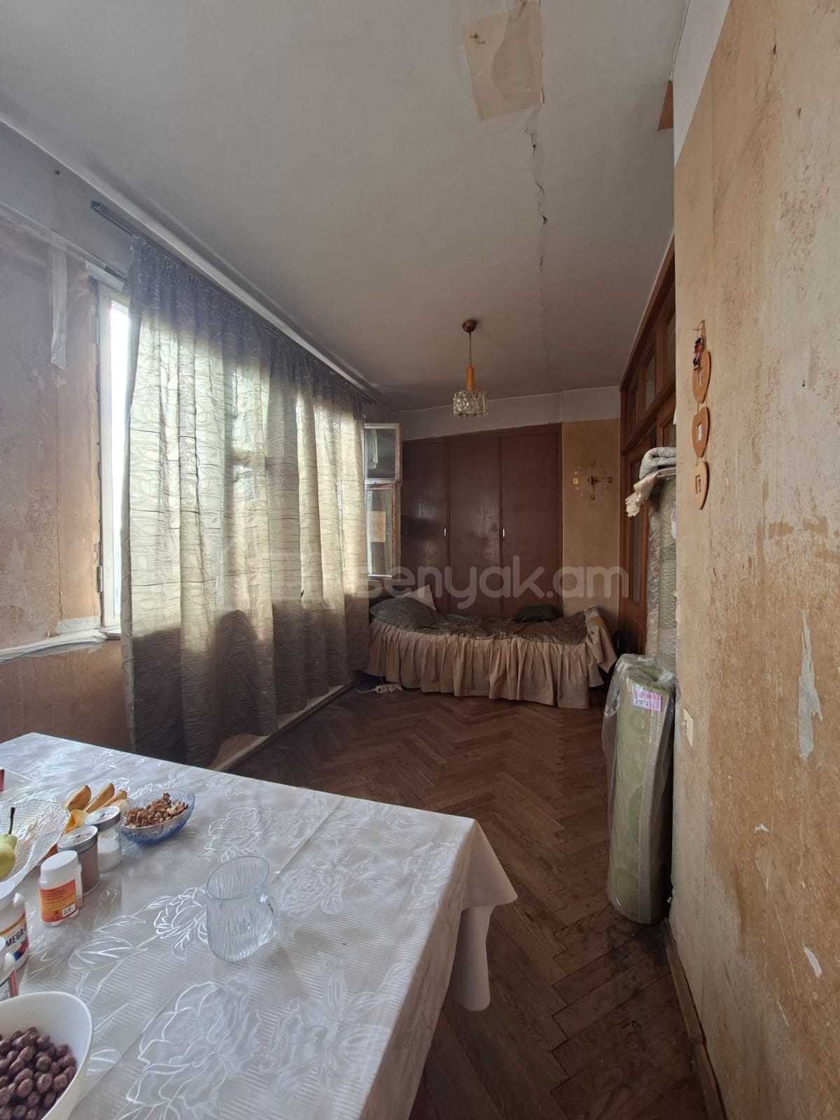 3 Սենյականոց Բնակարան, 64քմ, 4/9 հարկ, Պետական Վիճակում