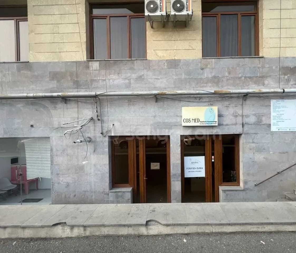 Կոմերցիոն Տարածք, 210քմ, Կապիտալ Վերանորոգված