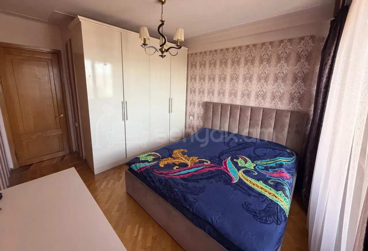 3 Սենյականոց Բնակարան, 80քմ, 8/10 հարկ, Կապիտալ Վերանորոգված