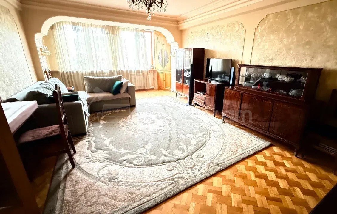 3 Սենյականոց Բնակարան, 80քմ, 8/10 հարկ, Կապիտալ Վերանորոգված