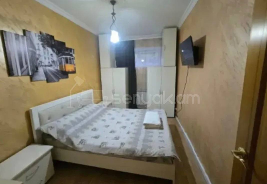 3 Սենյականոց Բնակարան Քարե Շենքում, 57քմ, 1/5 հարկ, Կապիտալ Վերանորոգված