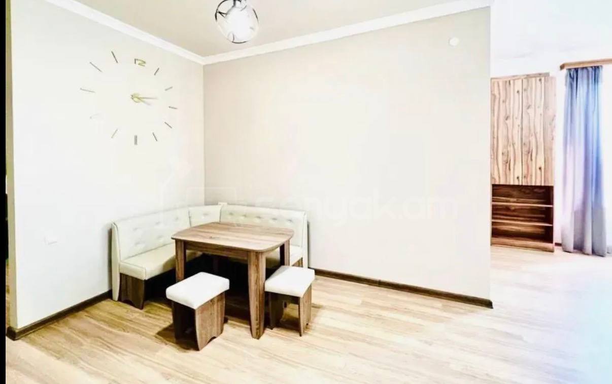 2 Սենյականոց Բնակարան Նորակառույցում, 67քմ, 4/14 հարկ, Կապիտալ Վերանորոգված, Կահավորված, Արևկող