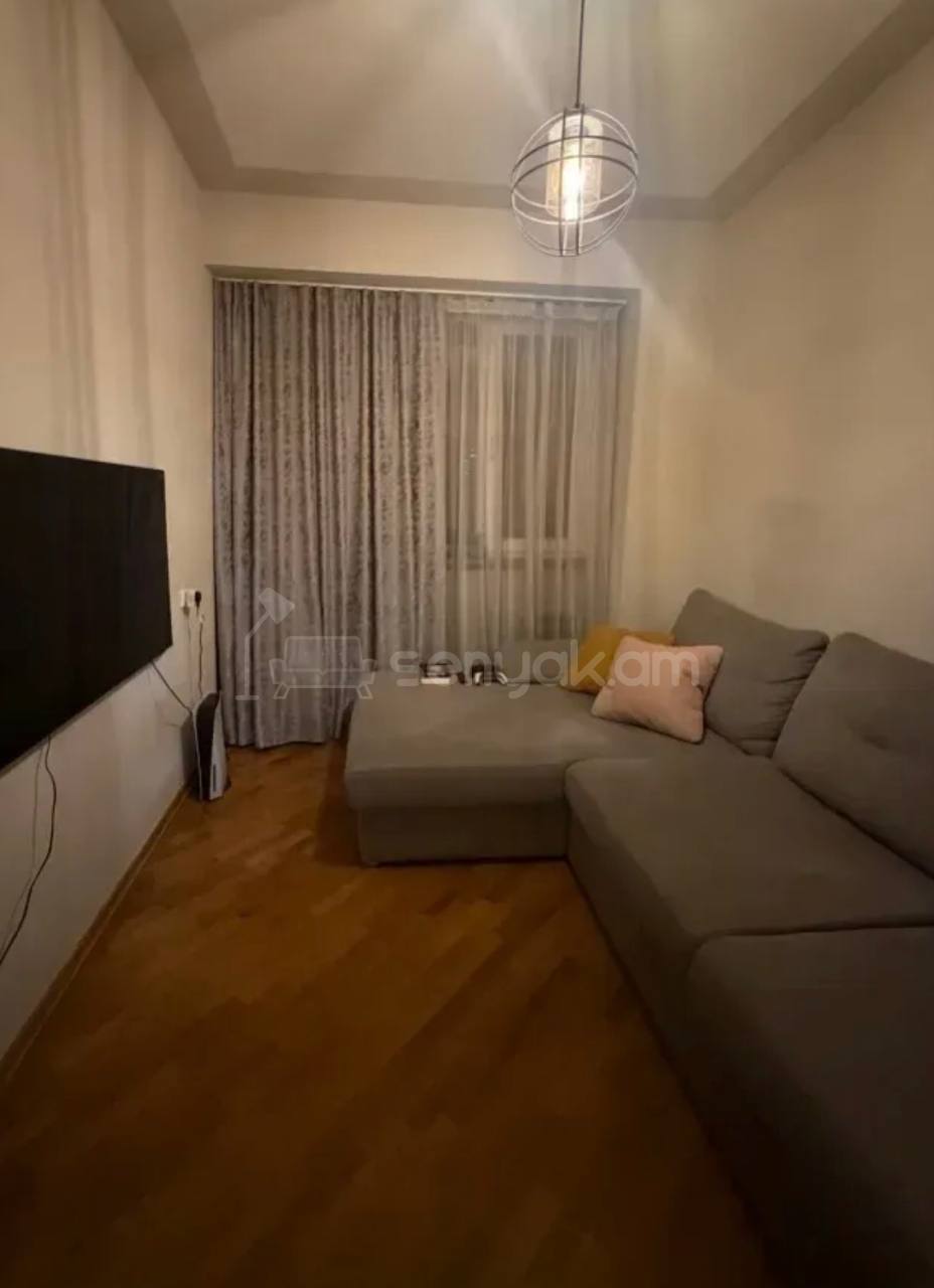 4 Սենյականոց Բնակարան, 89քմ, 4/9 հարկ, Կապիտալ Վերանորոգված
