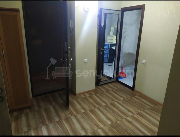 3 Սենյականոց Բնակարան, 70քմ, 10/14 հարկ, Նորմալ Վիճակում, Կահավորված