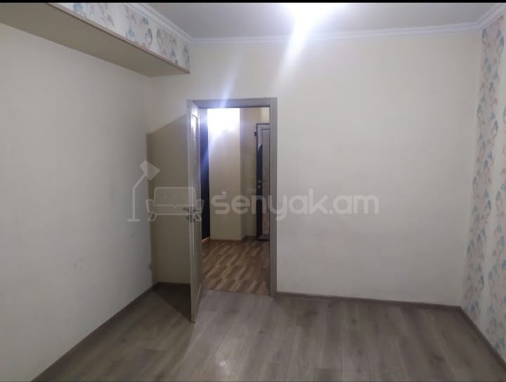 3 Սենյականոց Բնակարան, 70քմ, 10/14 հարկ, Նորմալ Վիճակում, Կահավորված