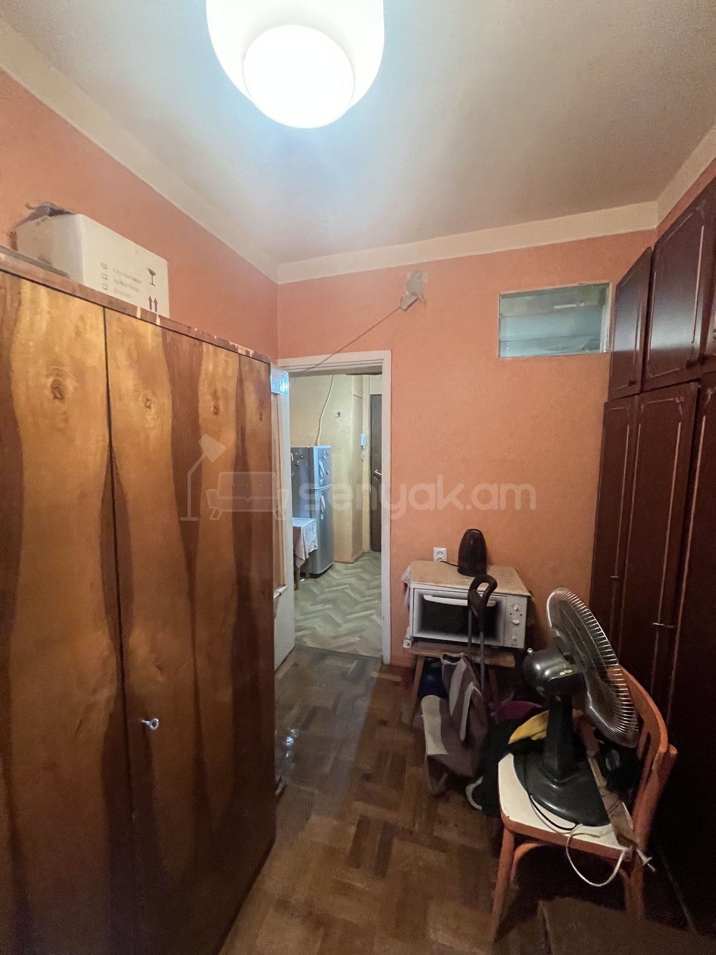 1 Սենյականոց Բնակարան Քարե Շենքում, 43քմ, 5/11 հարկ, Պետական Վիճակում