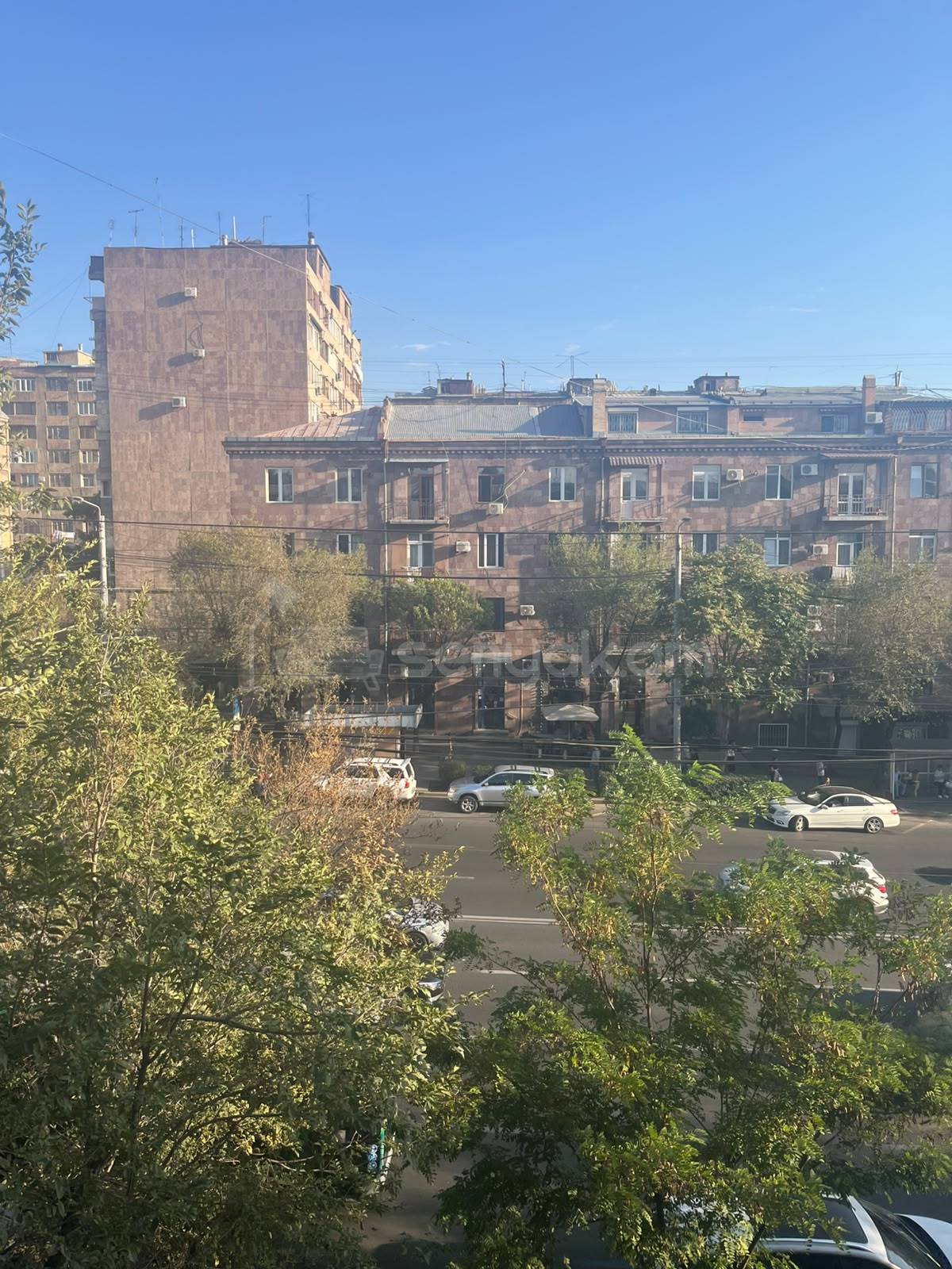 2 Սենյականոց Բնակարան Քարե Շենքում, 70քմ, 4/5 հարկ, Կապիտալ Վերանորոգված