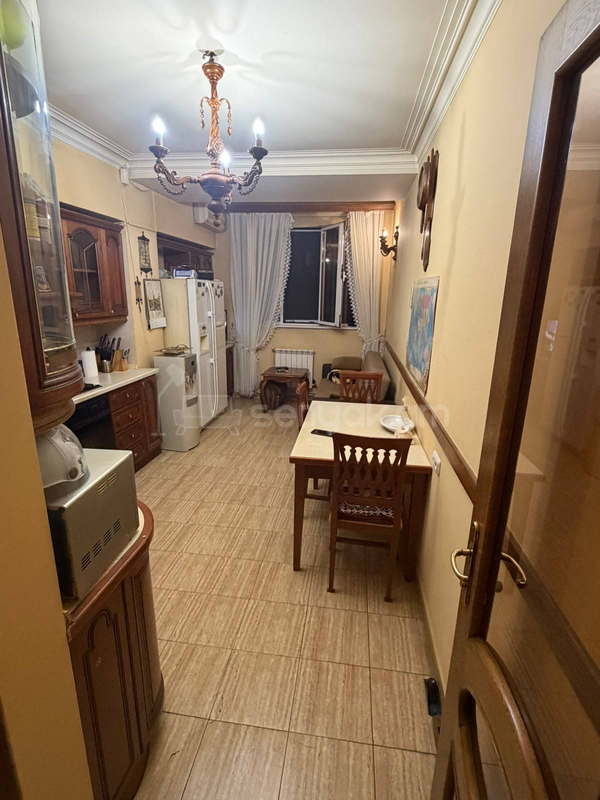 3 Սենյականոց Բնակարան, 95քմ, 5/11 հարկ, Նորմալ Վիճակում