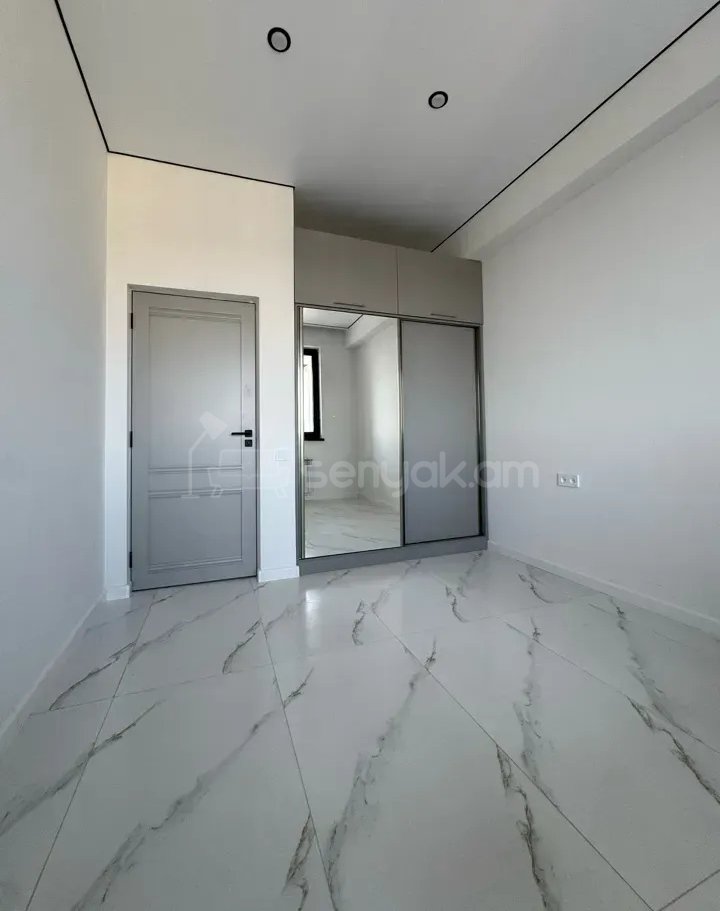 2 Սենյականոց Բնակարան Նորակառույցում, 50քմ, 13/16 հարկ, Կապիտալ Վերանորոգված