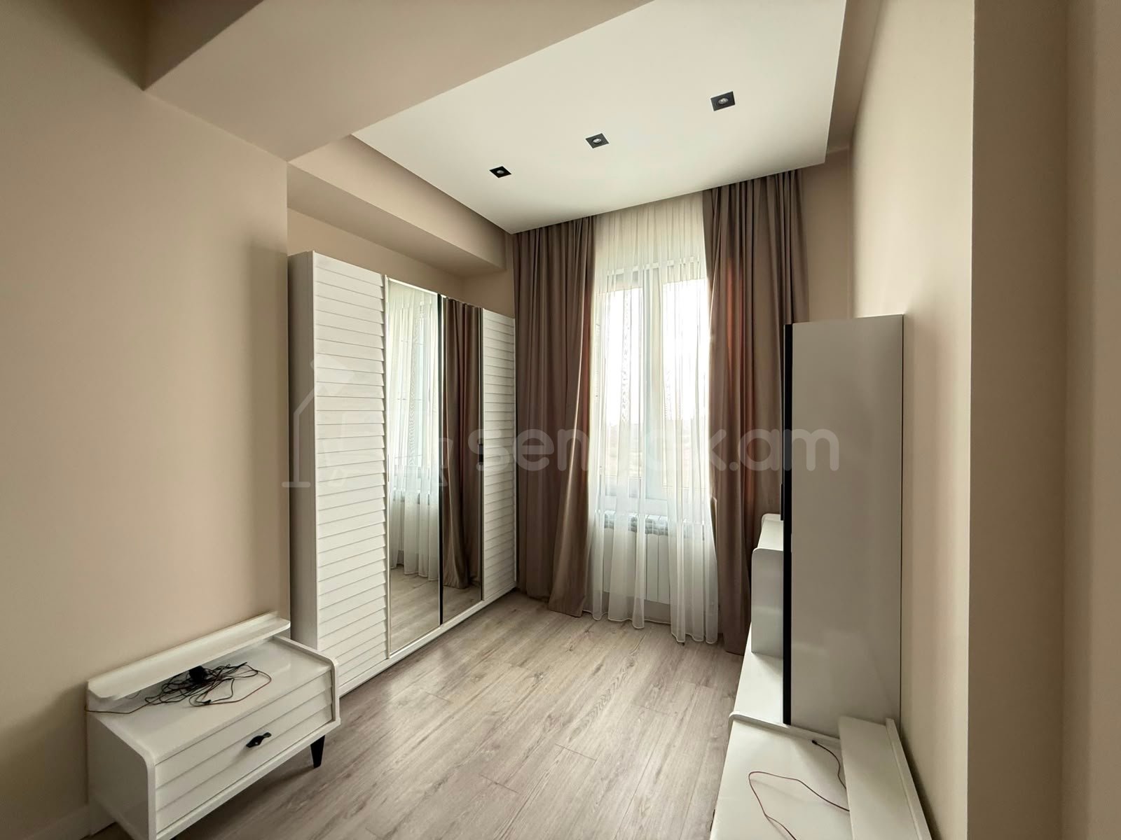 2 Սենյականոց Բնակարան Նորակառույցում, 56քմ, 4/18 հարկ, Կապիտալ Վերանորոգված