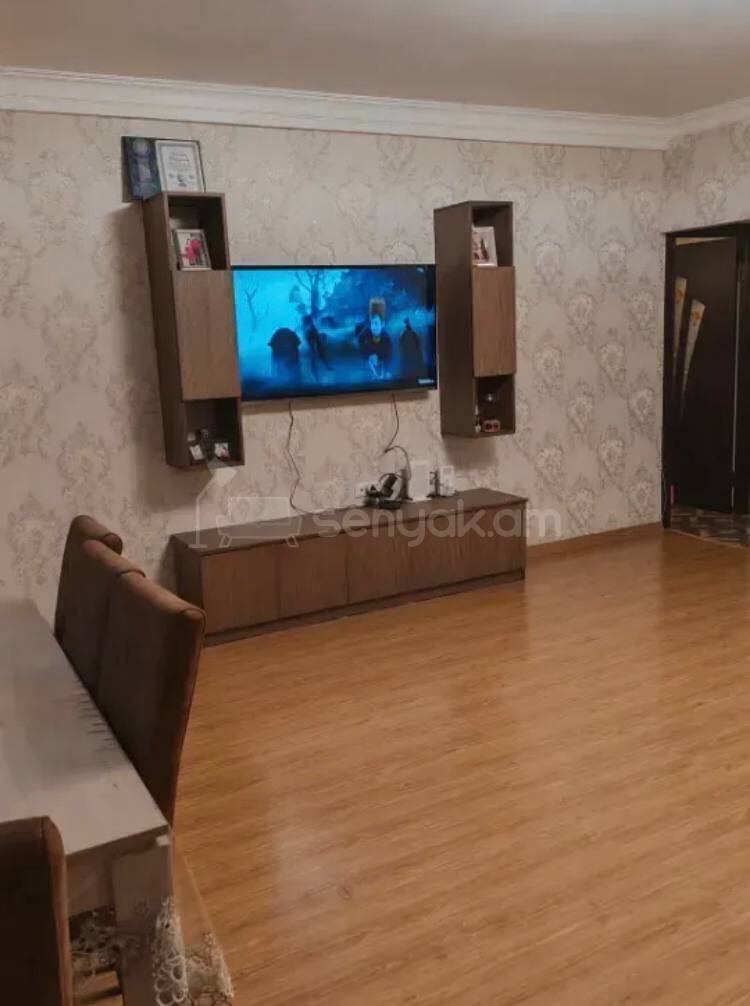 3 Սենյականոց Բնակարան, 78քմ, 1/9 հարկ, Կոսմետիկ Վերանորոգված