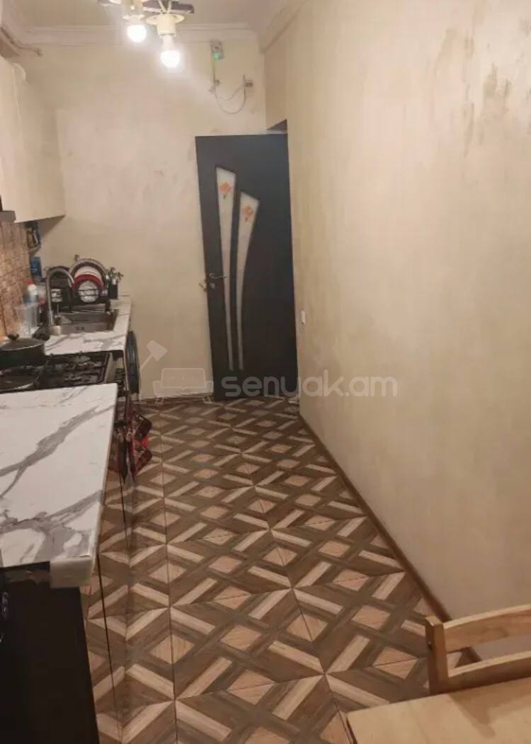 3 Սենյականոց Բնակարան, 78քմ, 1/9 հարկ, Կոսմետիկ Վերանորոգված