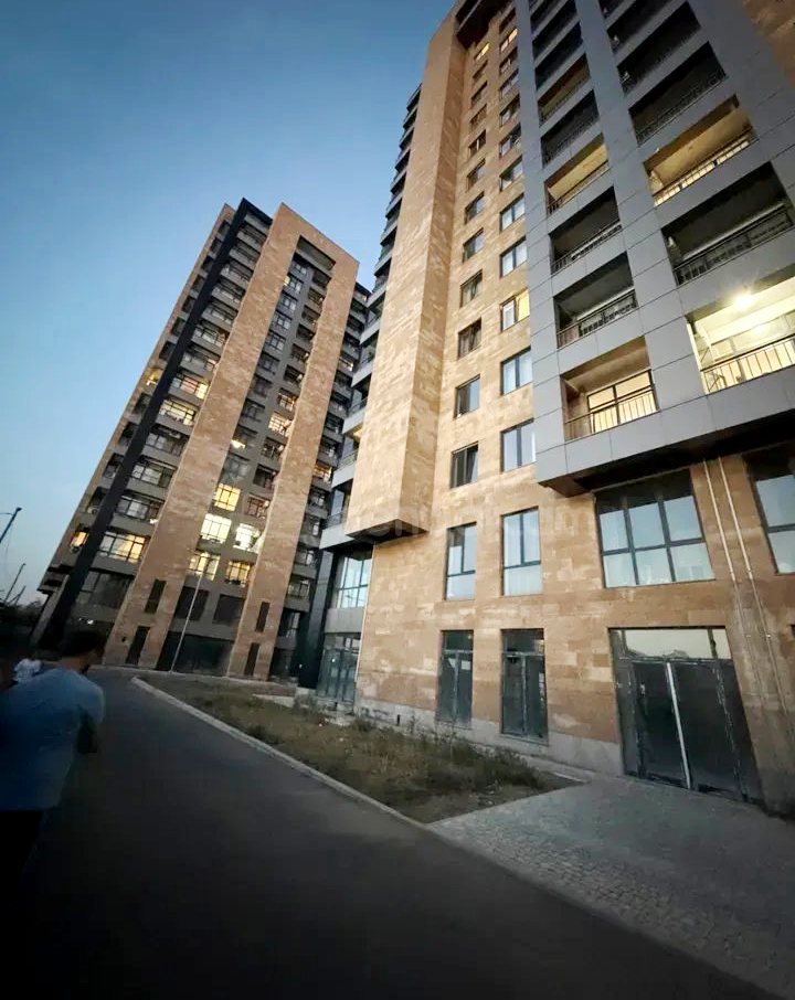 2 Սենյականոց Բնակարան Նորակառույցում, 72քմ, 3/16 հարկ, Դիզայներական Վերանորոգված