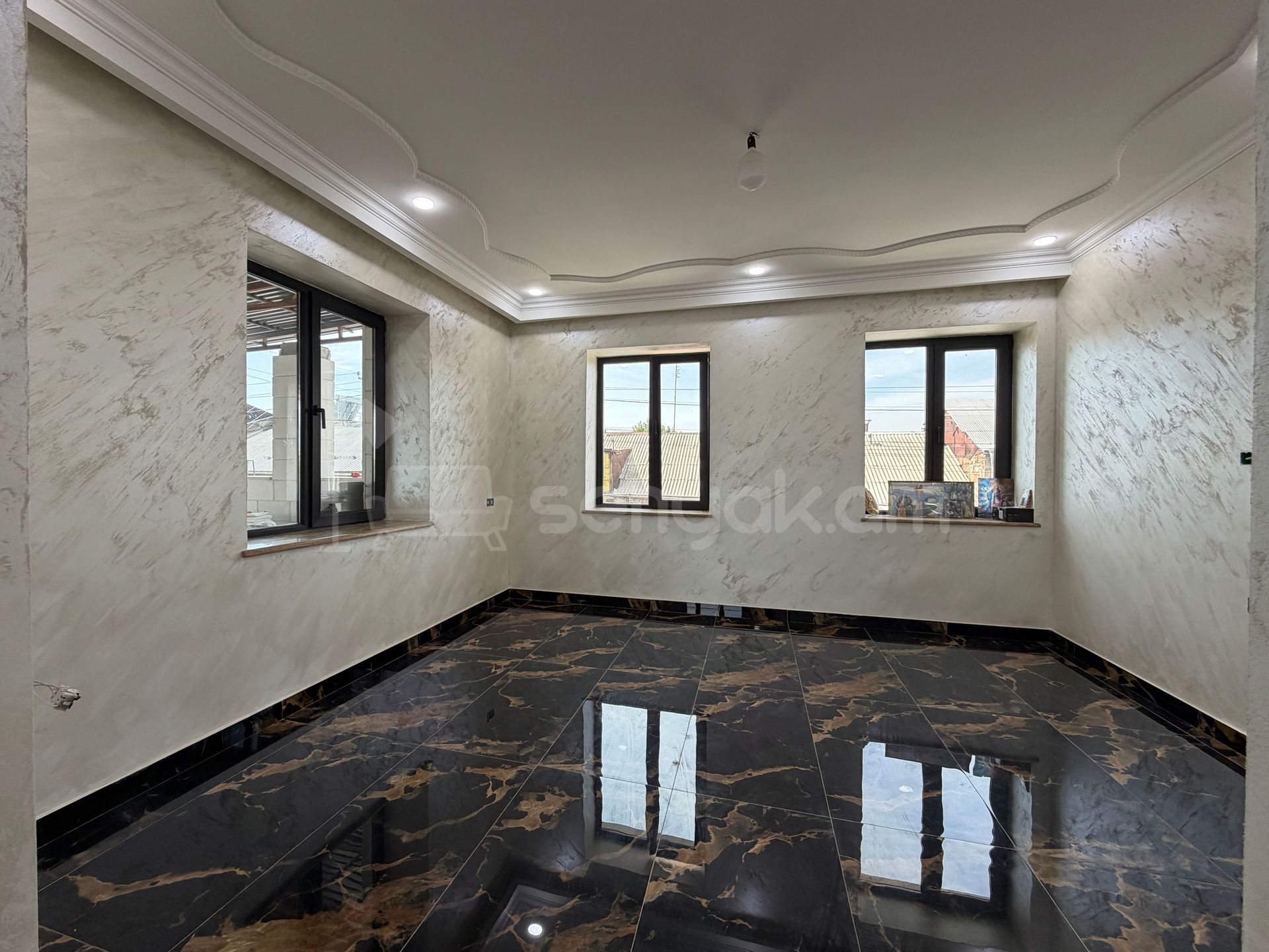 6 Սենյականոց Սեփական Տուն, 250քմ, Կապիտալ Վերանորոգված