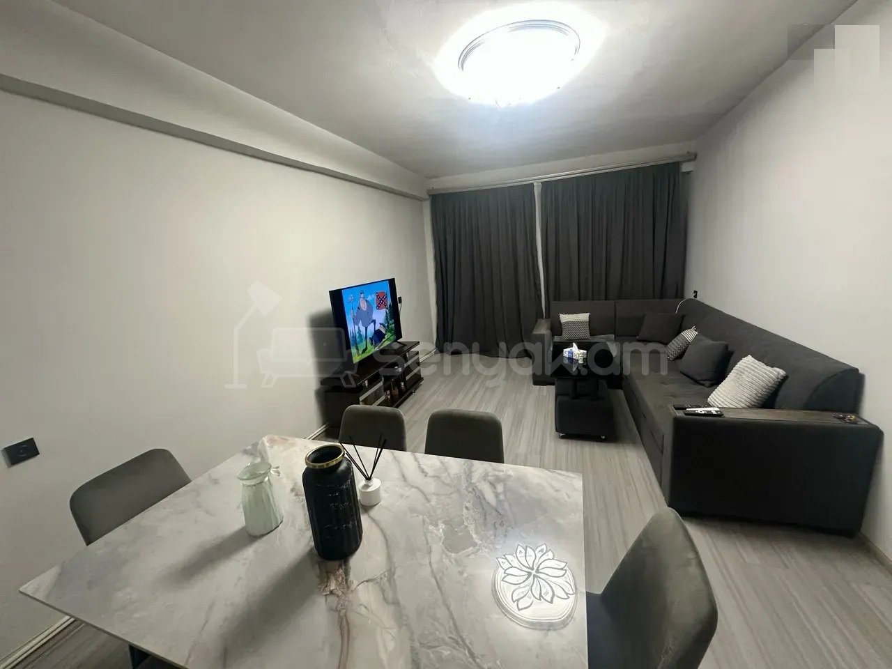 3 Սենյականոց Բնակարան, 64քմ, 1/14 հարկ, Կապիտալ Վերանորոգված