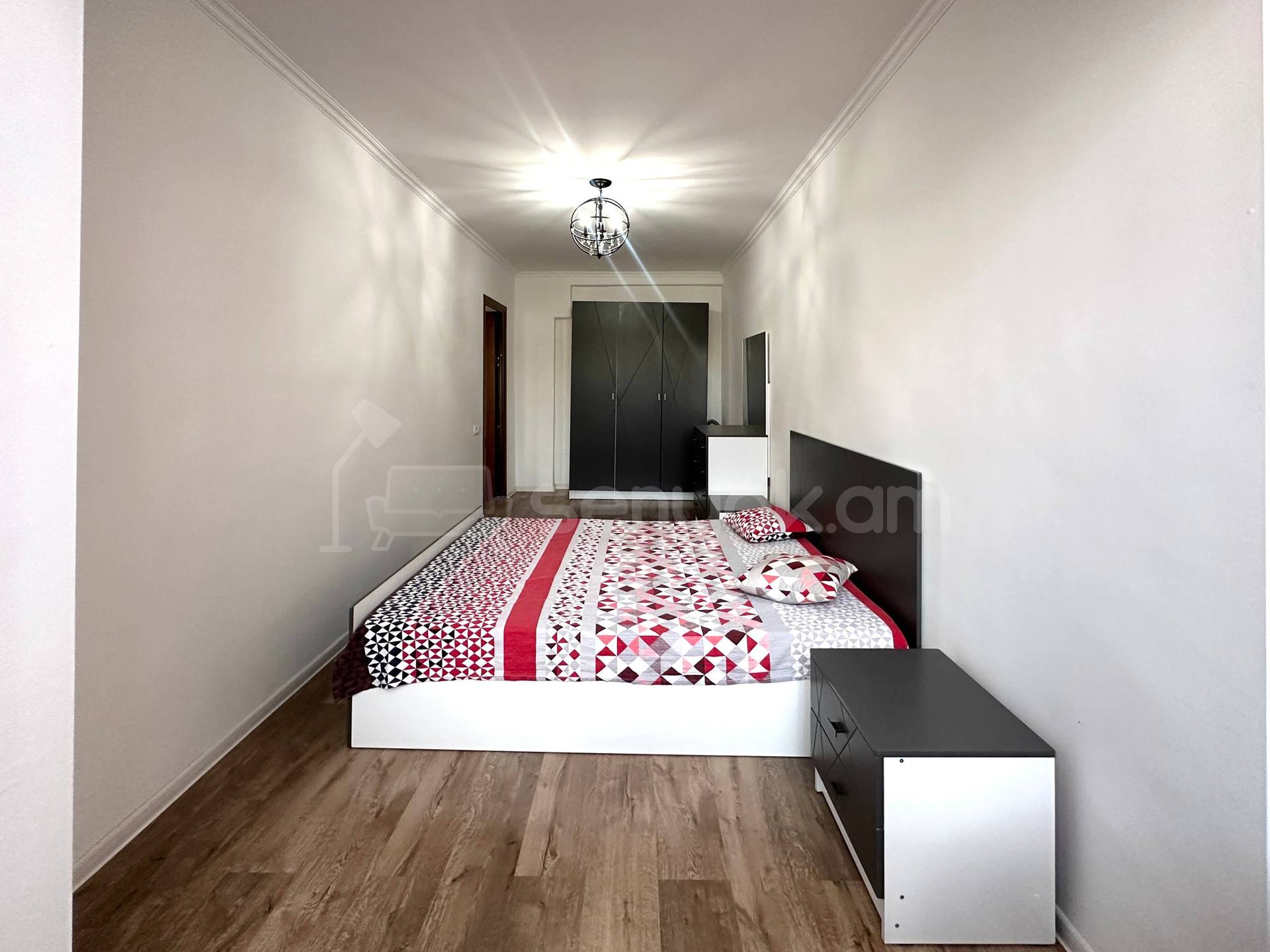 2 Սենյականոց Բնակարան, 74քմ, 5/11 հարկ, Կապիտալ Վերանորոգված