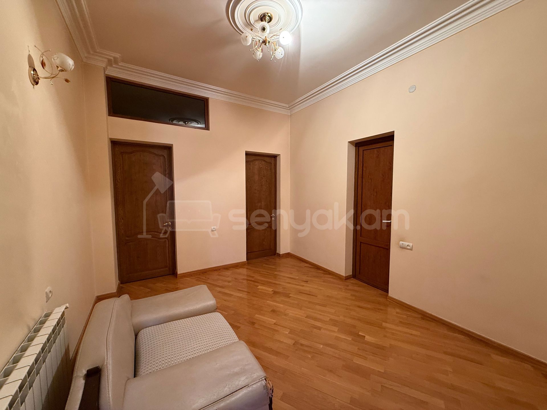 5 Սենյականոց Սեփական Տուն, 350քմ, Կապիտալ Վերանորոգված, Կահավորված, Ավտոտնակով