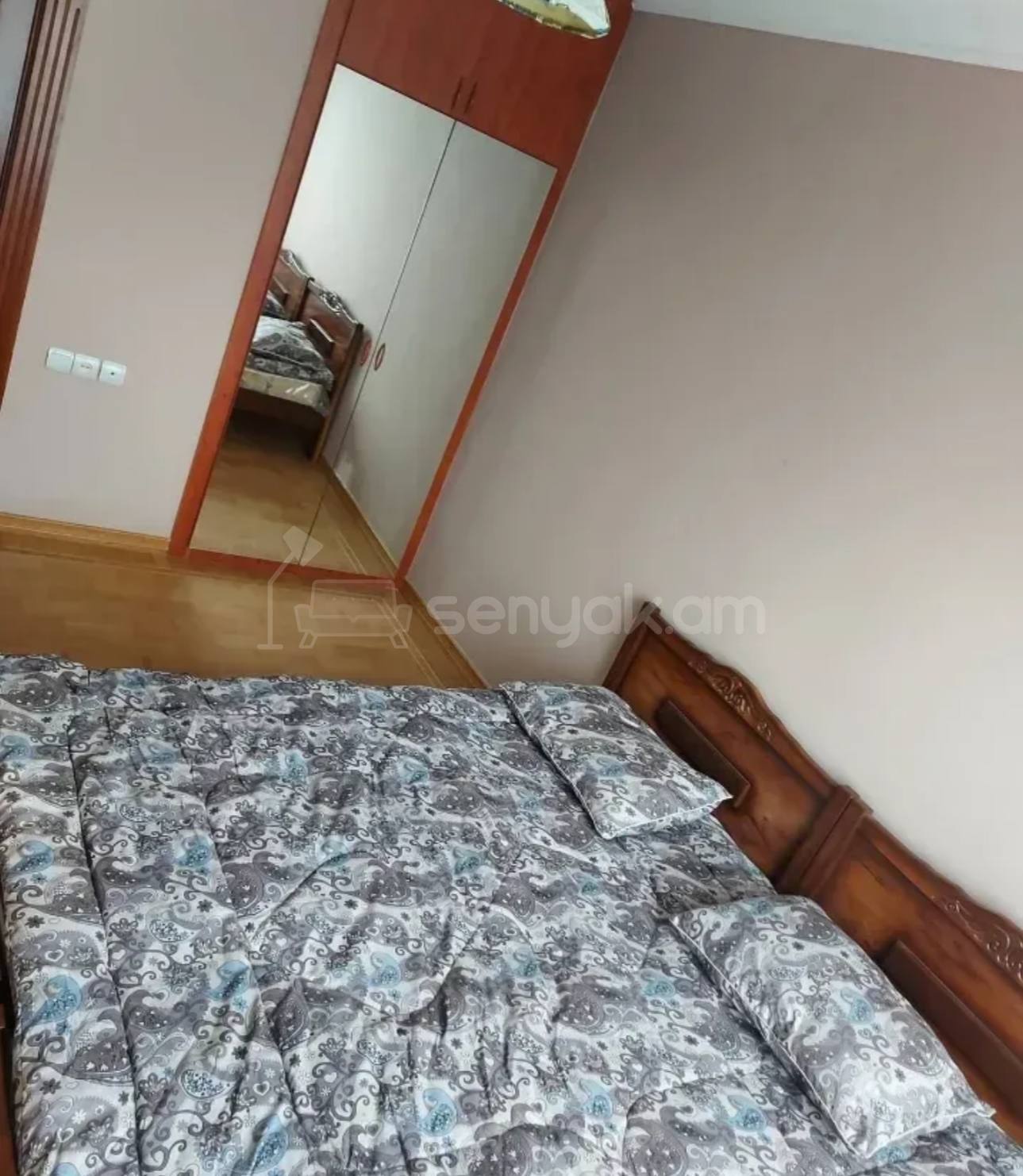 2 Սենյականոց Բնակարան Քարե Շենքում, 58քմ, 3/5 հարկ, Կապիտալ Վերանորոգված