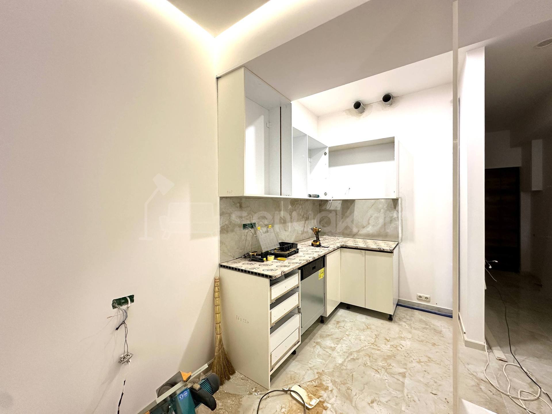 1 Սենյականոց Բնակարան Նորակառույցում, 41քմ, 5/18 հարկ, Դիզայներական Վերանորոգված, Կահավորված, Արևկող