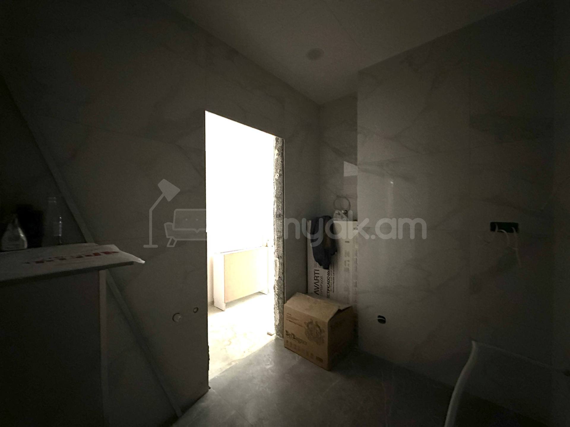 2 Սենյականոց Բնակարան, 41քմ, 5/18 հարկ, Կապիտալ Վերանորոգված, Կահավորված