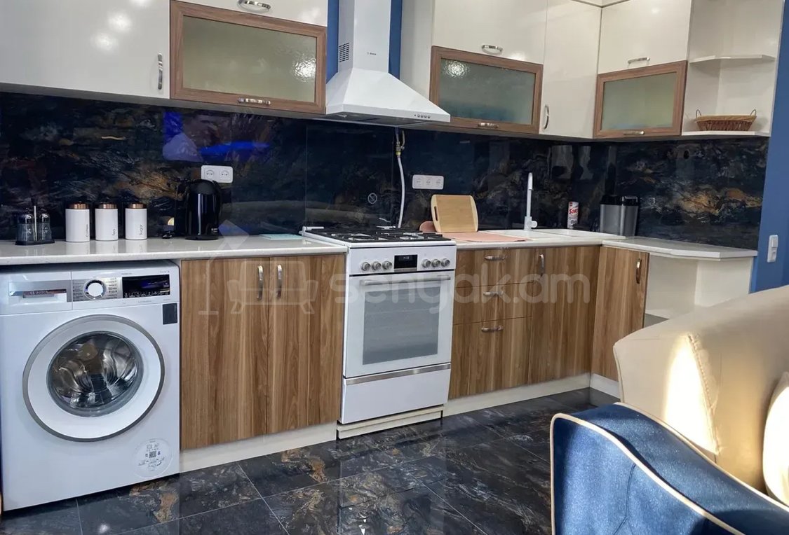 3 Սենյականոց Բնակարան, 82քմ, 8/9 հարկ, Դիզայներական Վերանորոգված, Կահավորված