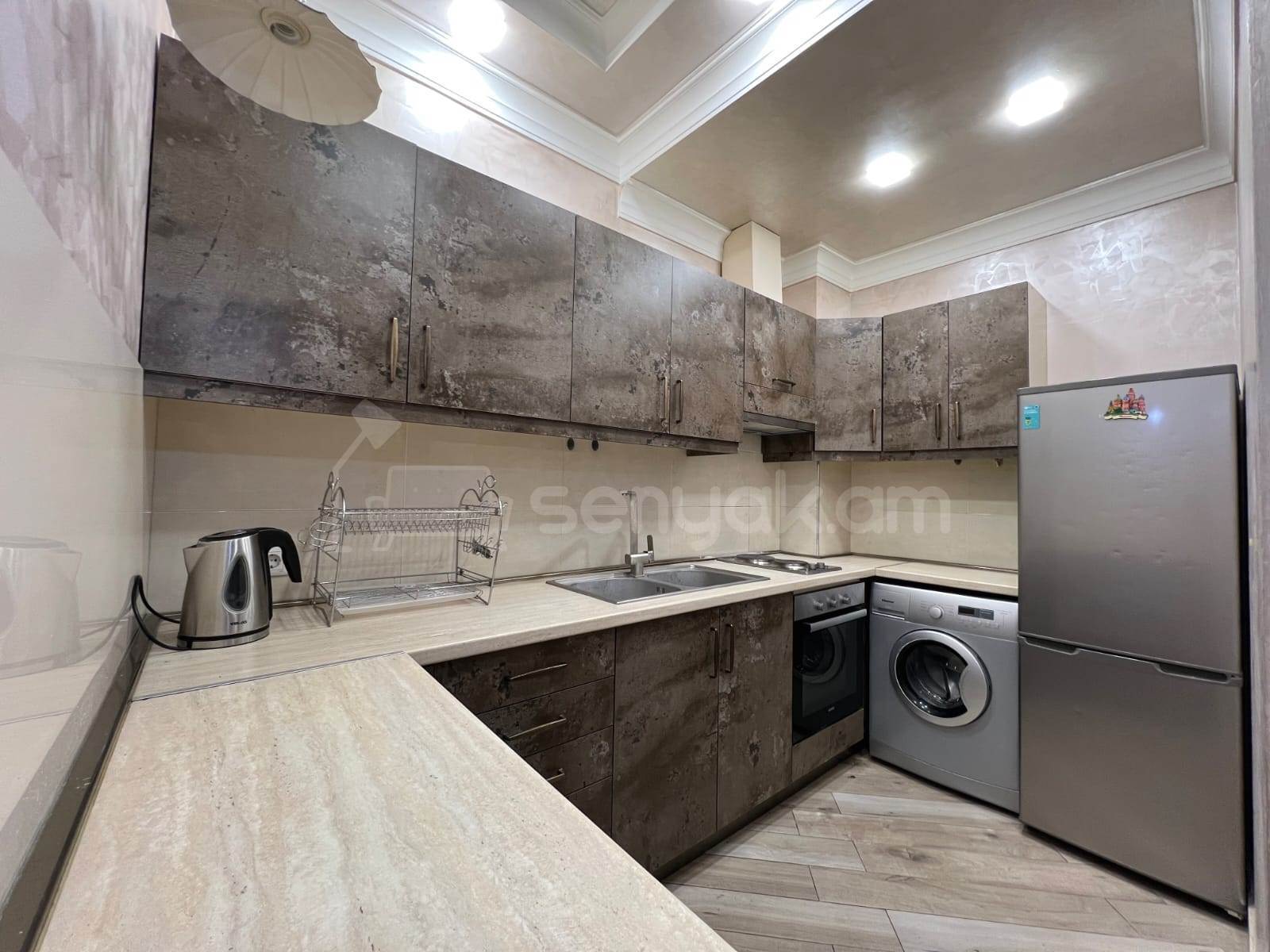 2 Սենյականոց Բնակարան Նորակառույցում, 60քմ, 8/16 հարկ, Կապիտալ Վերանորոգված, Կահավորված, Արևկող