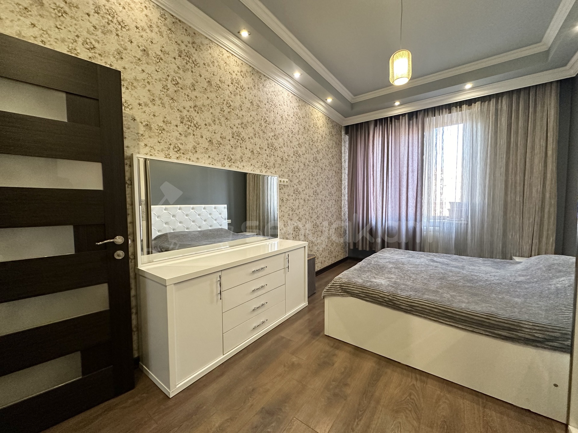 2 Սենյականոց Բնակարան Նորակառույցում, 60քմ, 9/19 հարկ, Կապիտալ Վերանորոգված, Կահավորված, Արևկող