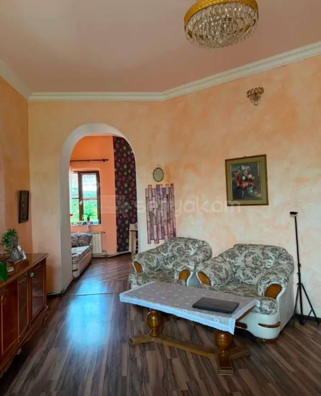 3 Սենյականոց Բնակարան Քարե Շենքում, 98քմ, 3/4 հարկ, Կոսմետիկ Վերանորոգված