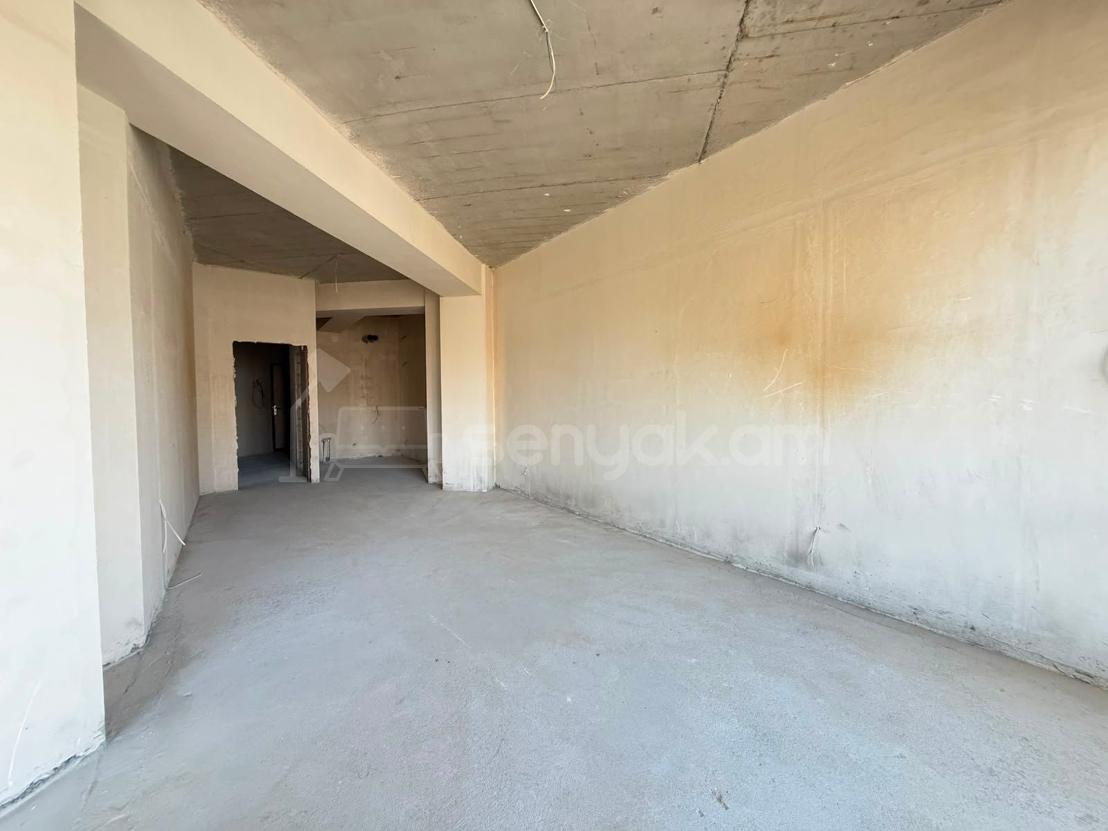 3 Սենյականոց Բնակարան Նորակառույցում, 84քմ, 9/16 հարկ, Զրոյական Վիճակում