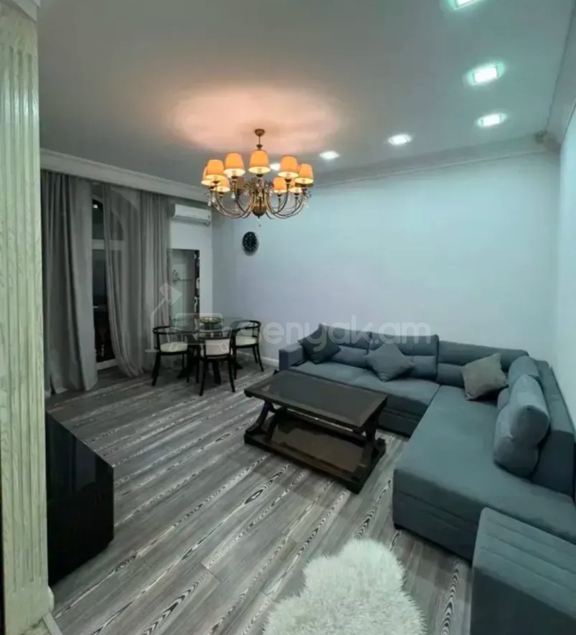 2 Սենյականոց Բնակարան Քարե Շենքում, 45քմ, 4/4 հարկ, Կապիտալ Վերանորոգված, Կահավորված