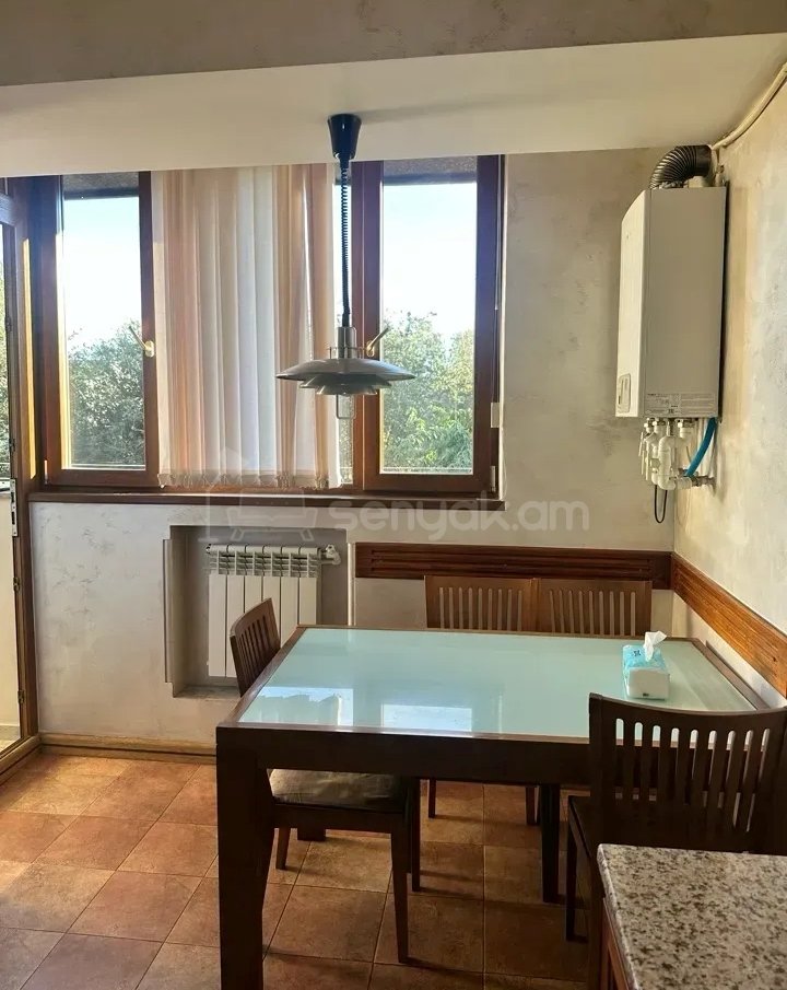 4 Սենյականոց Բնակարան, 85քմ, 3/9 հարկ, Կապիտալ Վերանորոգված